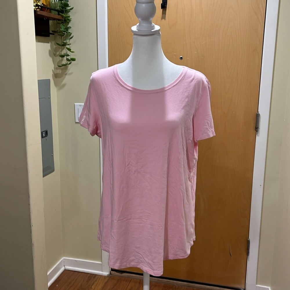 Lululemon Pink Love Curved-Hem Crewneck T-Shirt Size 8 Never Worn